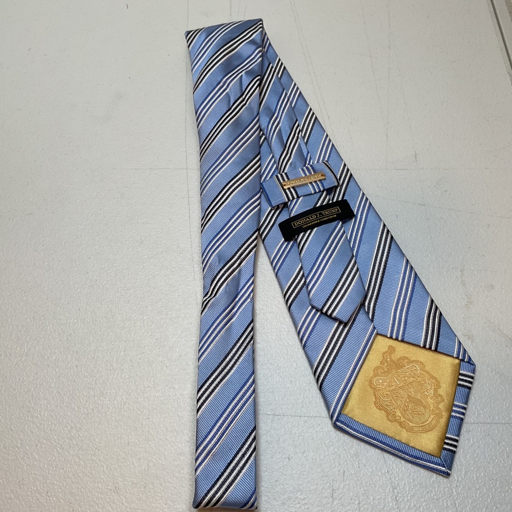 Donald J. Trump Neck Tie Mens Blue Striped Silk Signature Collection Formal 59" - Picture 3 of 6